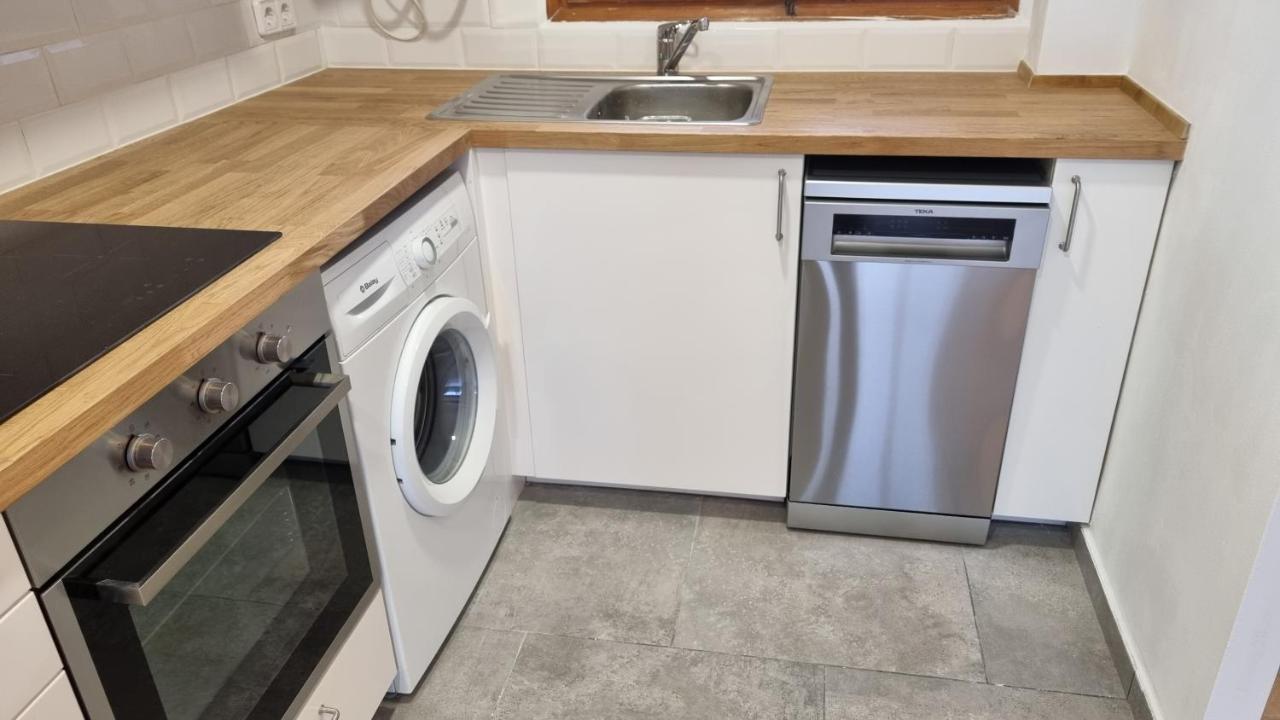 Apartamento Familiar Con Piscina Y Wifi L' Escala Eksteriør billede