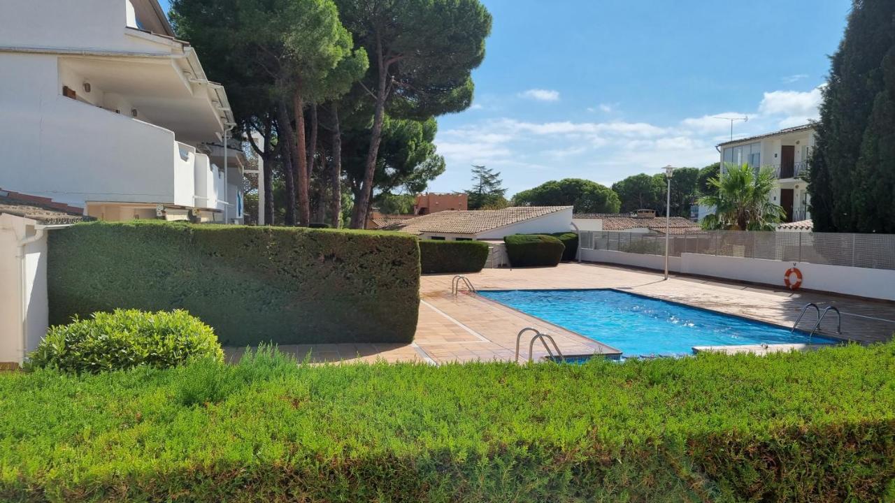 Apartamento Familiar Con Piscina Y Wifi L' Escala Eksteriør billede