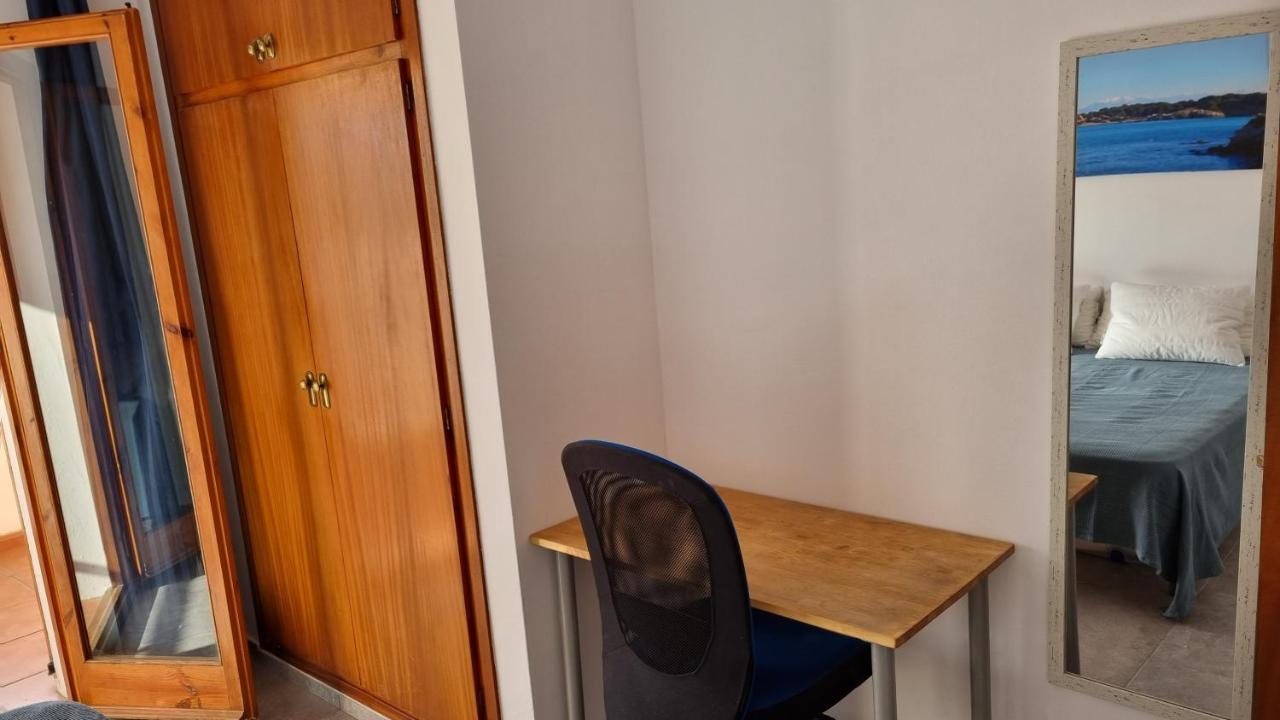 Apartamento Familiar Con Piscina Y Wifi L' Escala Eksteriør billede