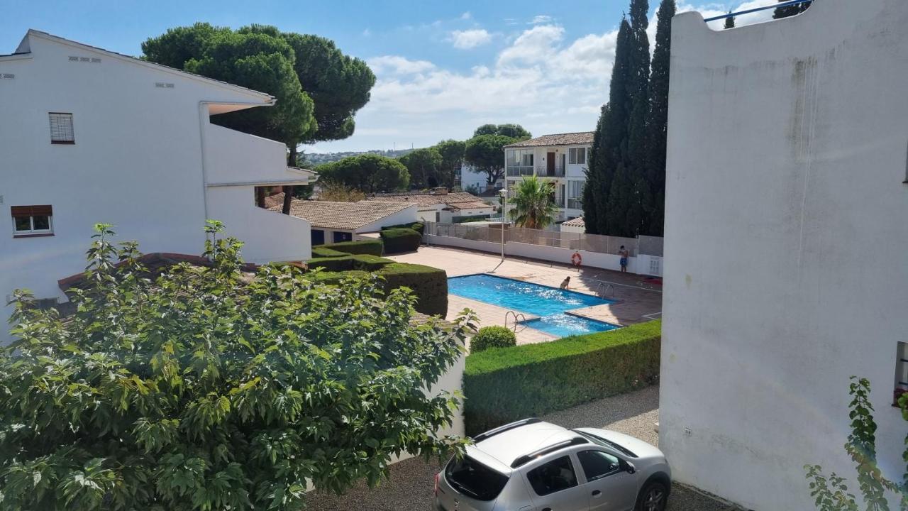 Apartamento Familiar Con Piscina Y Wifi L' Escala Eksteriør billede